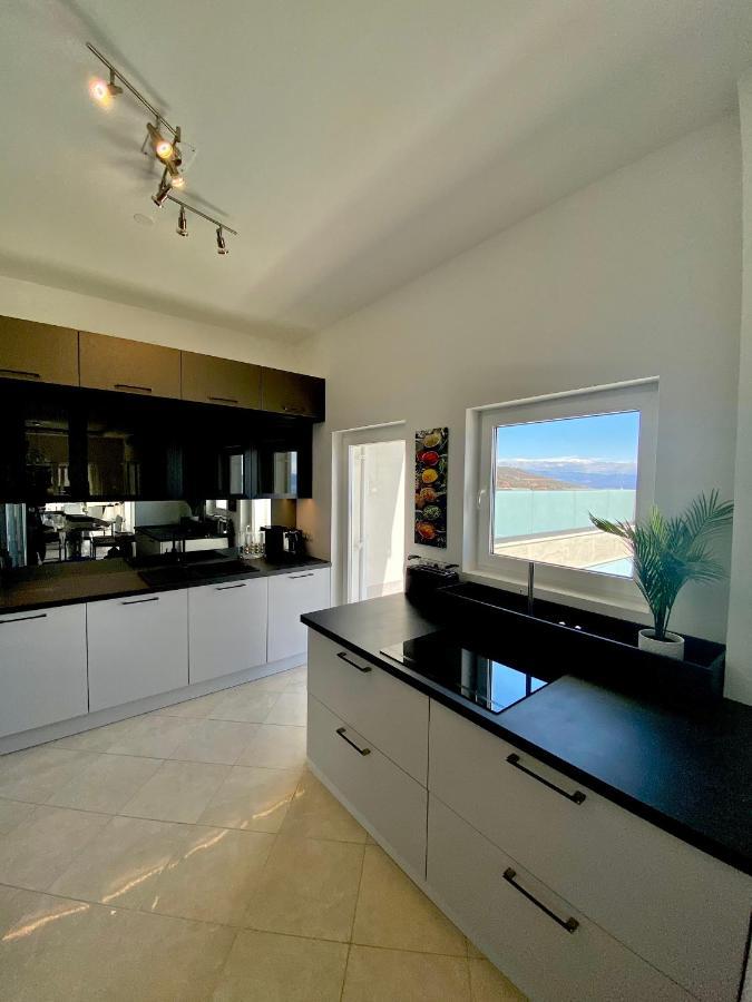 Luxury Villa Eternity - Marvelous Sea View - Box Spring Beds - Opatija-Poljane Dış mekan fotoğraf